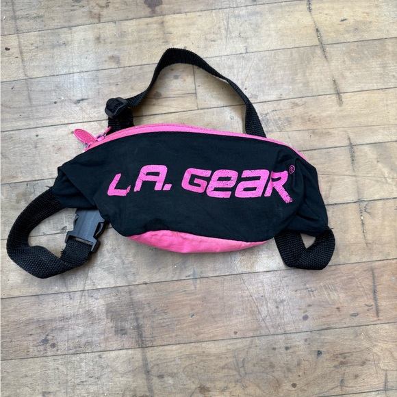 LA Gear Handbags - Vintage 80s LA Gear Fanny pack